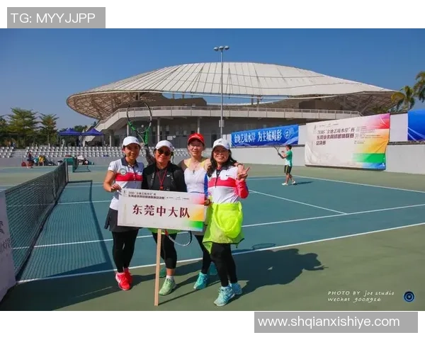 成都网球队团队协作引发热议球员间默契与竞争的微妙平衡探讨 成都网球队团队协作引发热议球员间默契与竞争的微妙平衡探讨